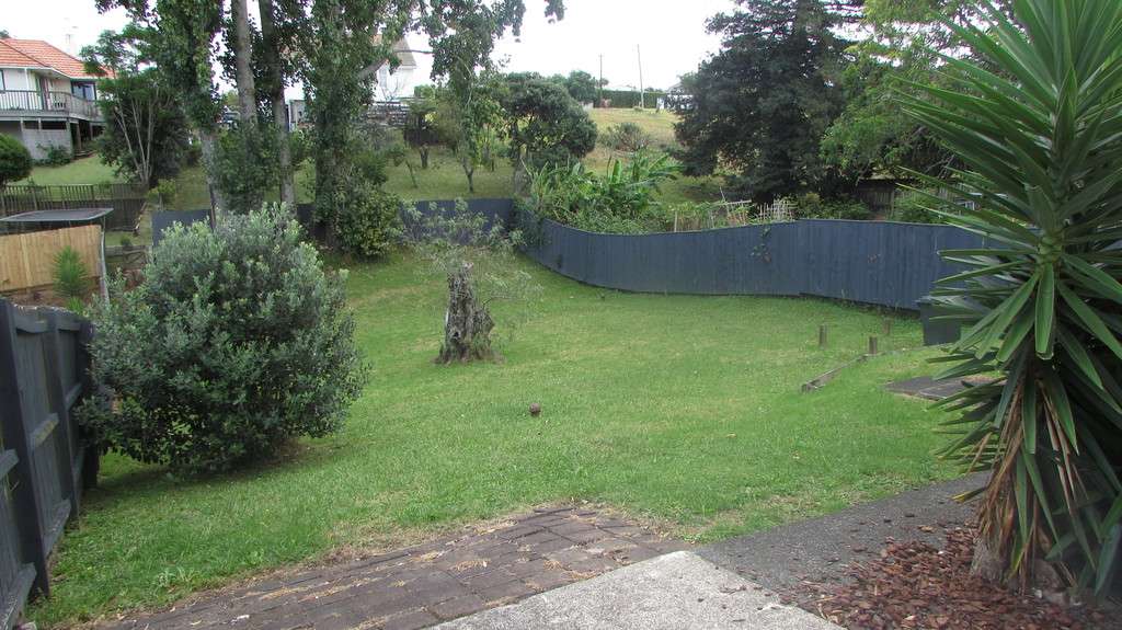 23 Clairville Crescent, Wai O Taiki Bay, Auckland Real Estate Ray