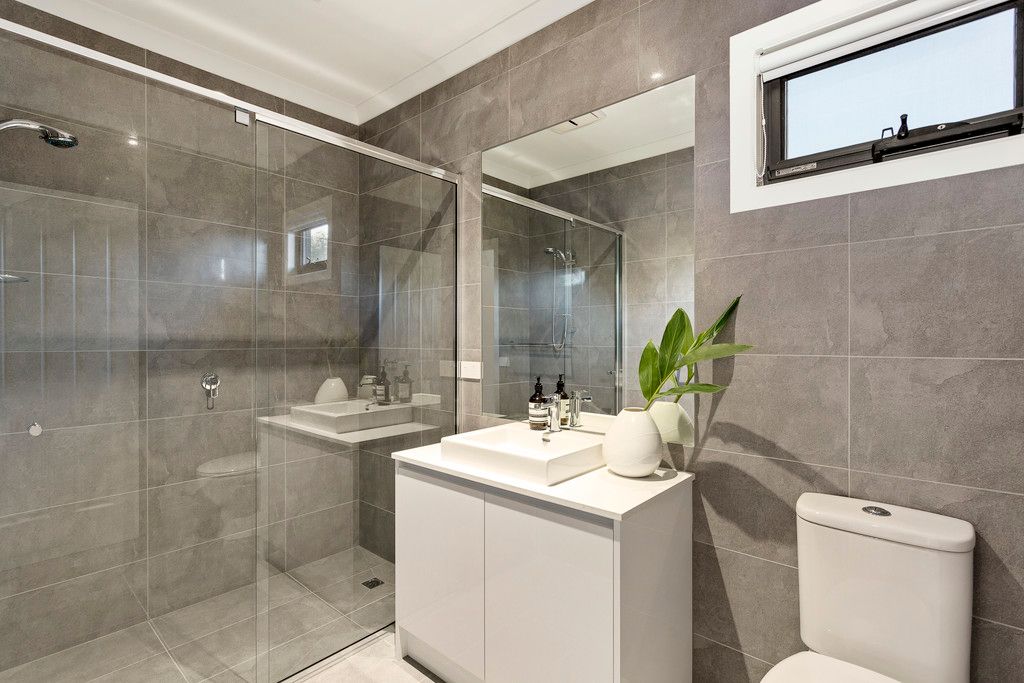 2/40 Nonna Street, Oakleigh East, VIC 3166