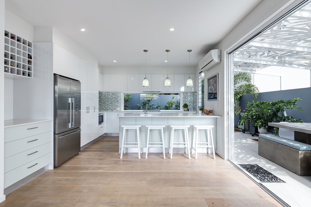 18 Third Avenue, MAROOCHYDORE, QLD 4558