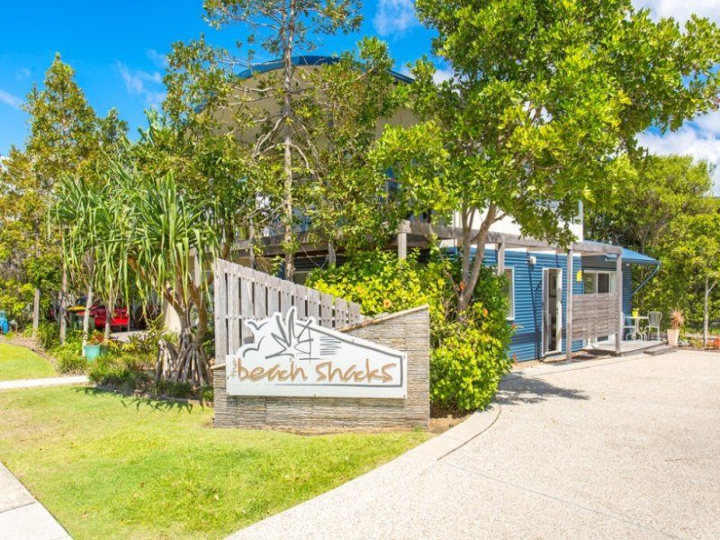 614 Casuarina Way