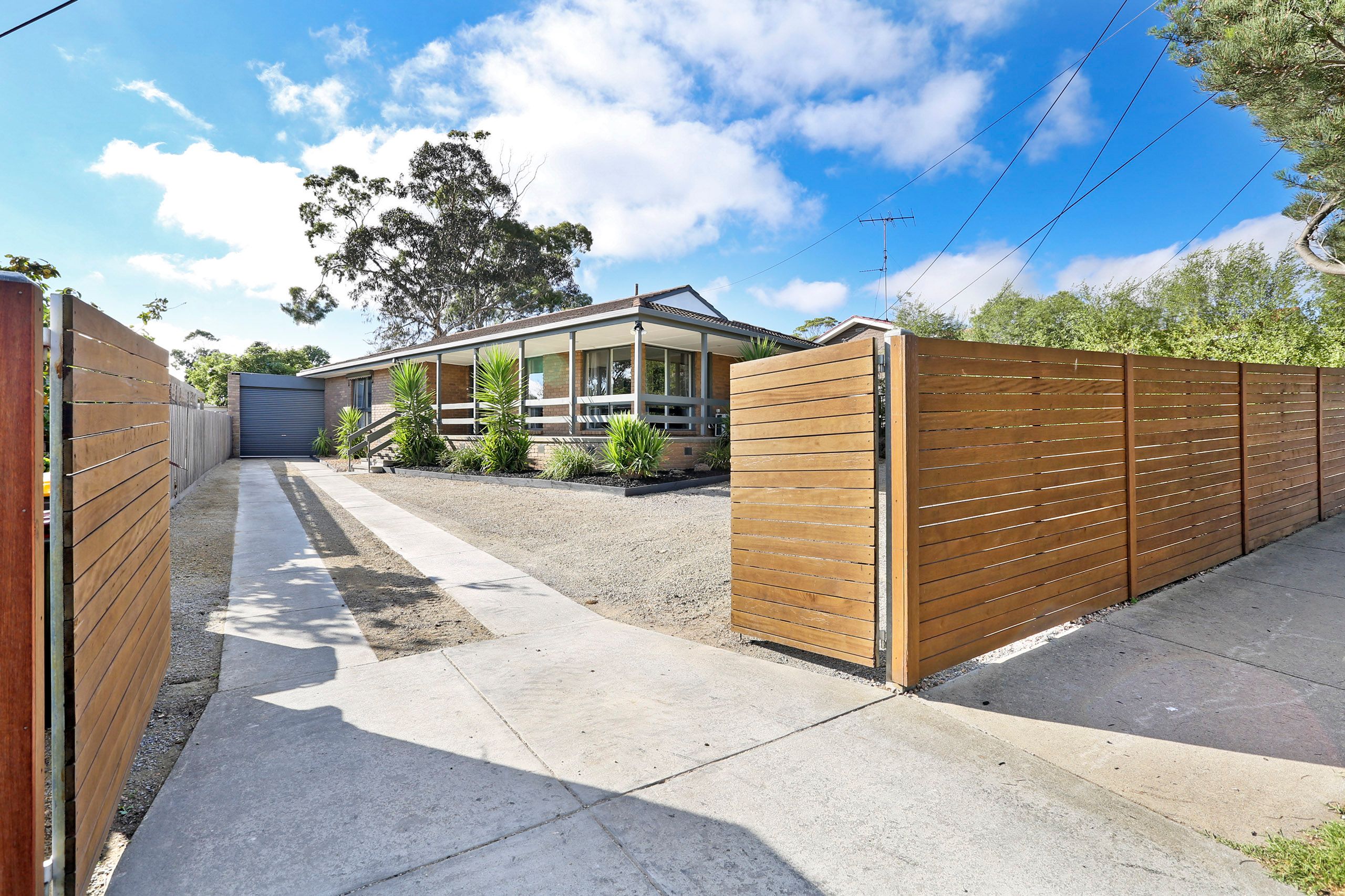 9 Carnarvon Drive, Grovedale, VIC 3216