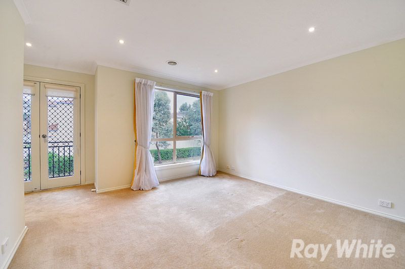 6 Watling Grove, Ferntree Gully, VIC 3156