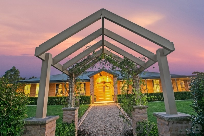 42 Reflection Drive, Louth Park, NSW 2320