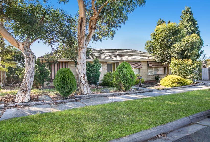 13 Miriam Street, Thomastown, VIC 3074