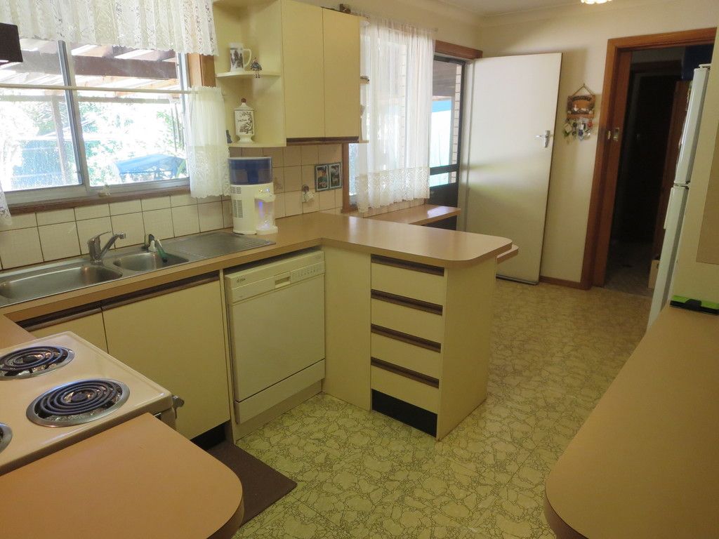 473 Kemp Street, Lavington, NSW 2641