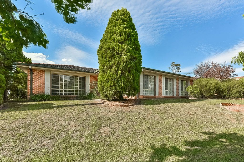 7 Mistletoe Avenue, Macquarie Fields, NSW 2564