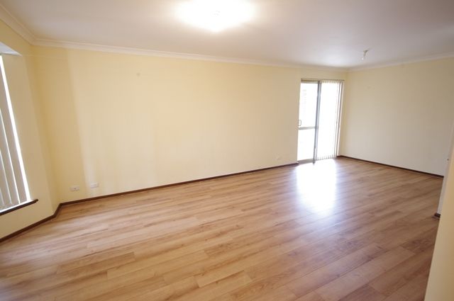 40 Dartford Crescent, Marangaroo, WA 6064