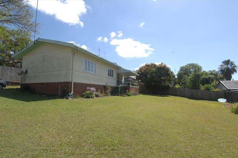 5 Margaret Street, SOUTHPORT, QLD 4215