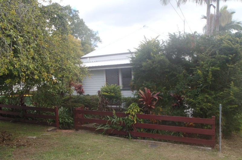 6 William Street, Bundamba, QLD 4304