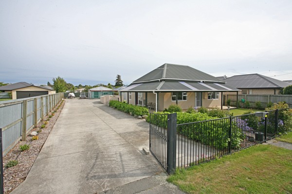 12 Railway Terrace, Templeton, Christchurch City