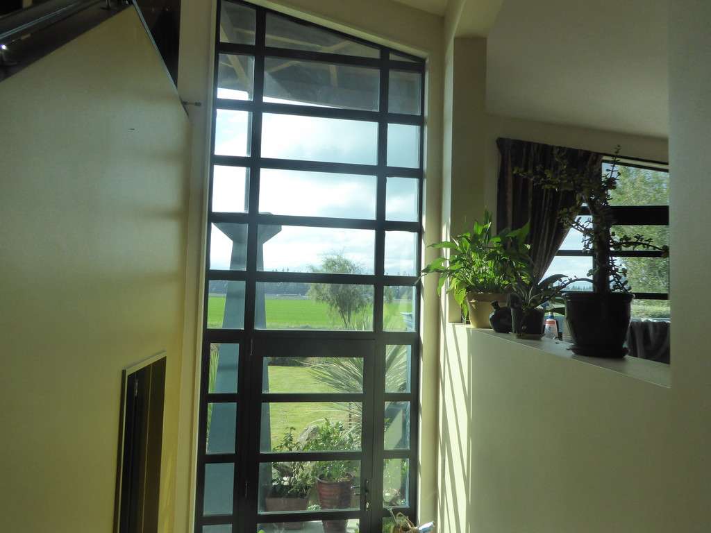 53 Racecourse Avenue photo 1