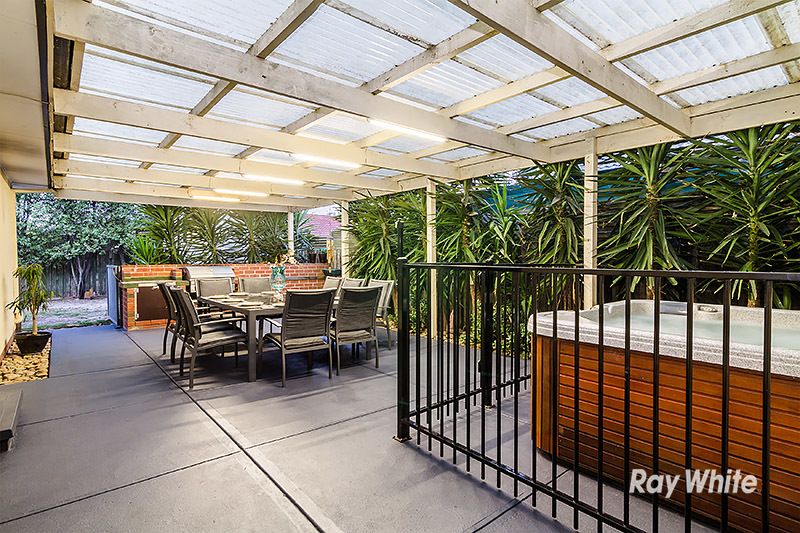 1 St Johns Wood, Skye VIC 3977