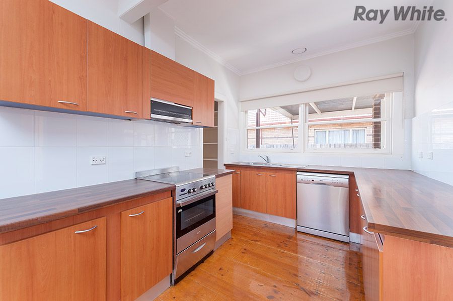 16 Kennedy Street, KEILOR, VIC 3036