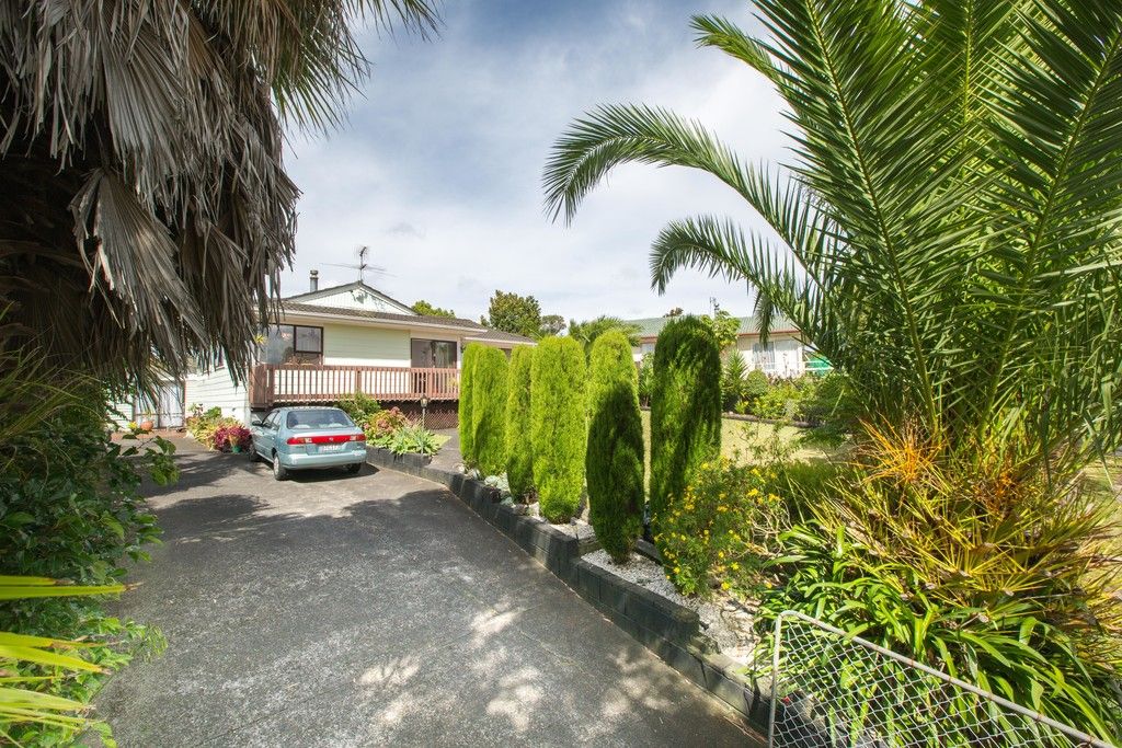 14 Pulman Place, Clover Park, Manukau City