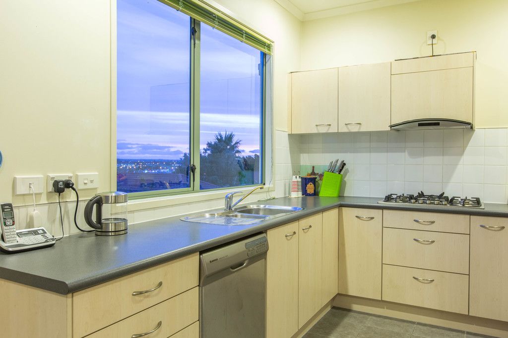 6B Andover Way, Goodwood Heights, Manukau City