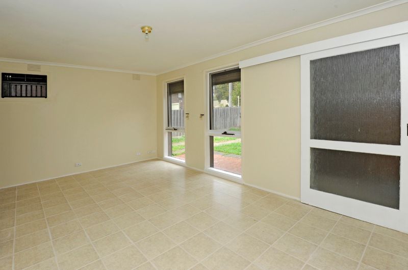 18 Ebony Drive, BUNDOORA, VIC 3083