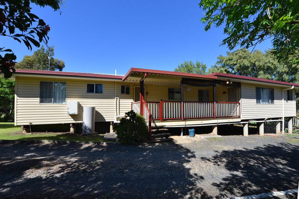 19 Leahy Drive, Kingsthorpe QLD 4400