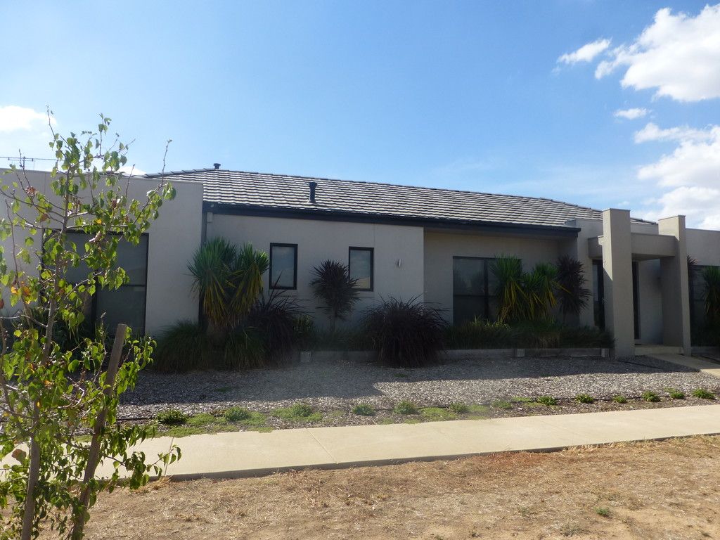 2 Coulson Place, Echuca VIC 3564
