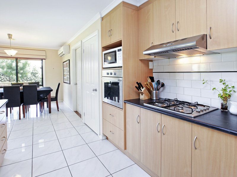 1 Moira Lane, GROVEDALE, VIC 3216