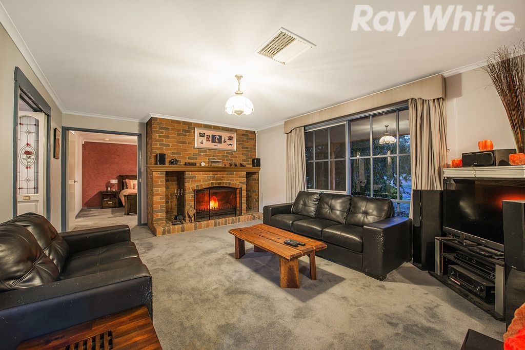 63 Alpine Way, Kilsyth, VIC 3137
