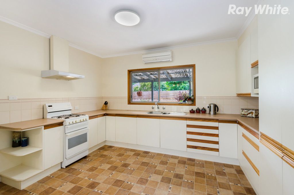 42 Willow Road, Upper Ferntree Gully, VIC 3156