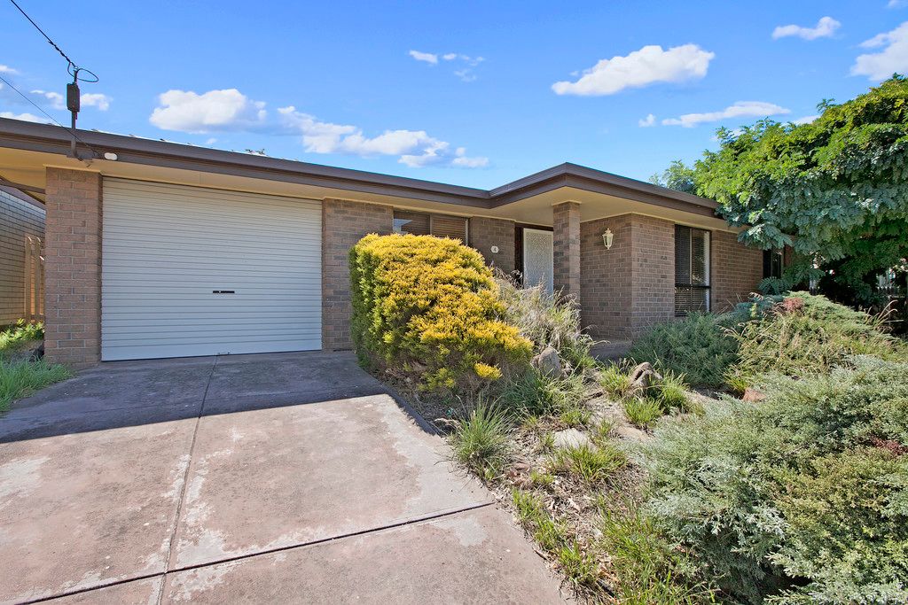 4 Sherwood Avenue, Happy Valley SA 5159