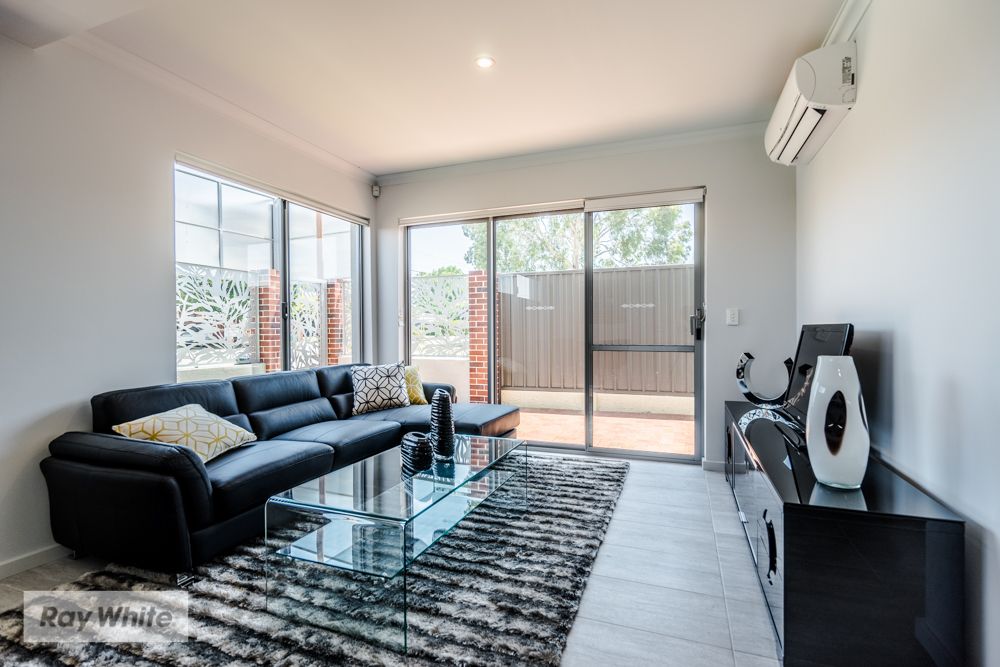 1/300 Drake Street, Morley, WA 6062