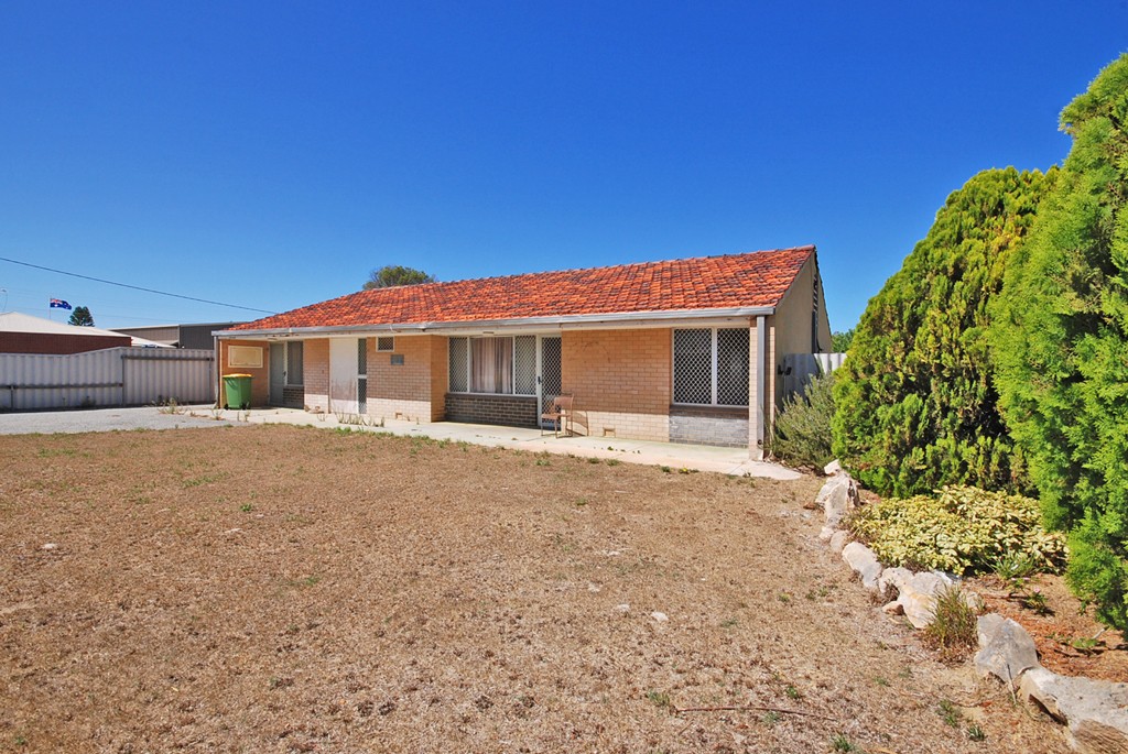 3 Cook Street, Jurien Bay, WA 6516