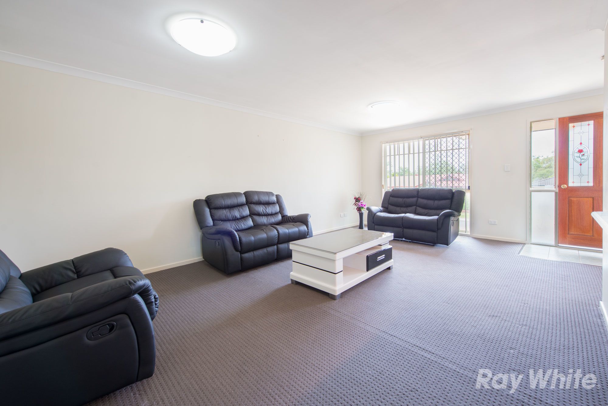 2 Leicestershire Close, Heritage Park, QLD 4118