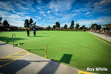 36 Racecourse Road, Pakenham VIC 3810