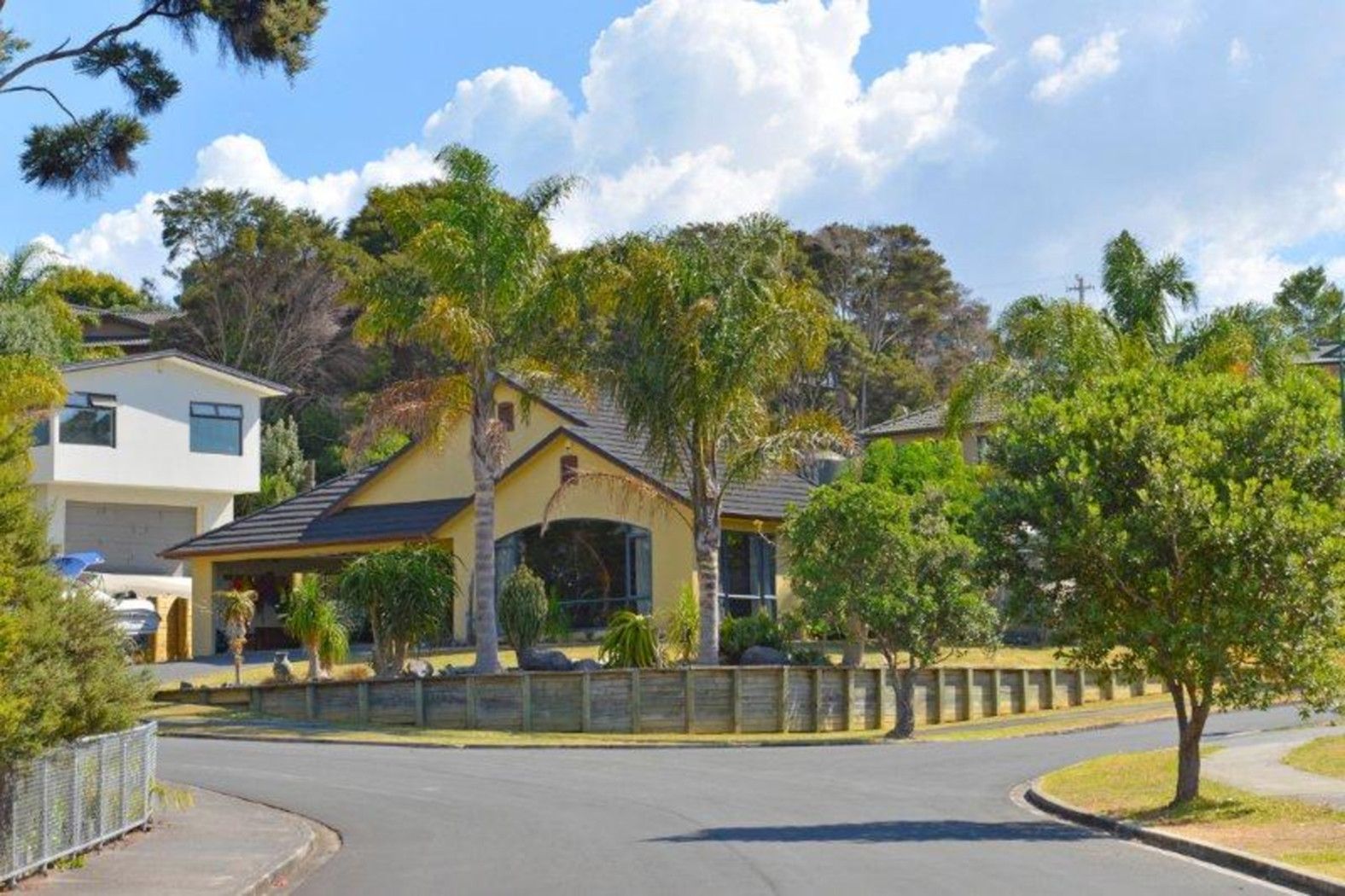 2 Swordfish Place, Maraetai, Manukau City