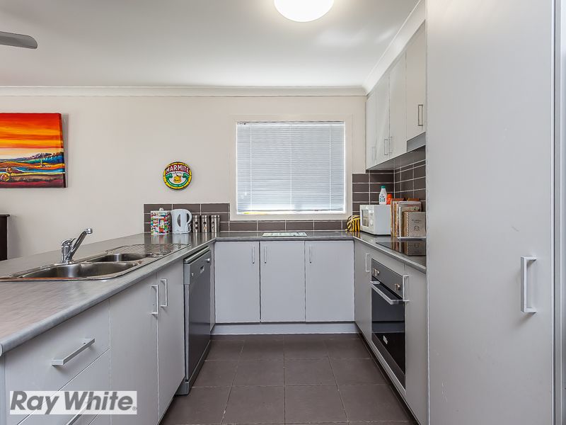 69 Daintree Circuit, North Lakes, QLD 4509