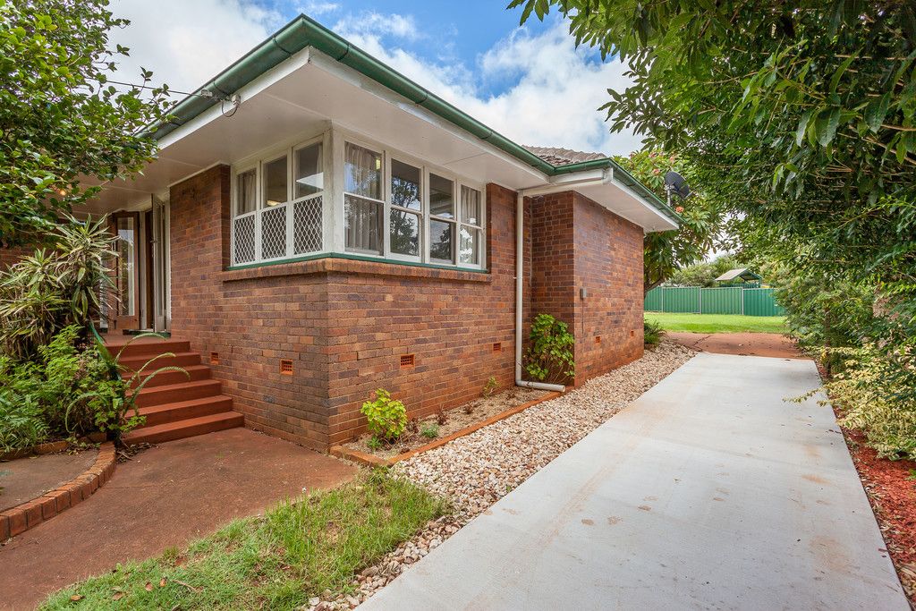 9 Drayton Road, Harristown, QLD 4350