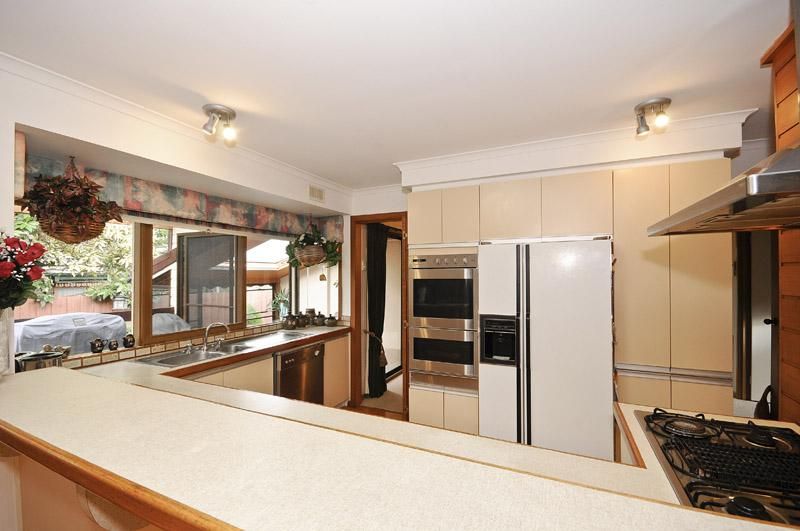 6 Tanderra Crescent, Wantirna, VIC 3152