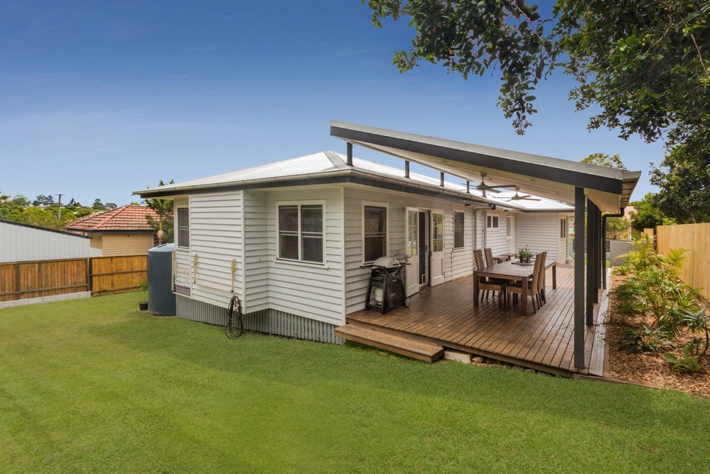 12 Vaucluse Street, Wavell Heights, QLD 4012