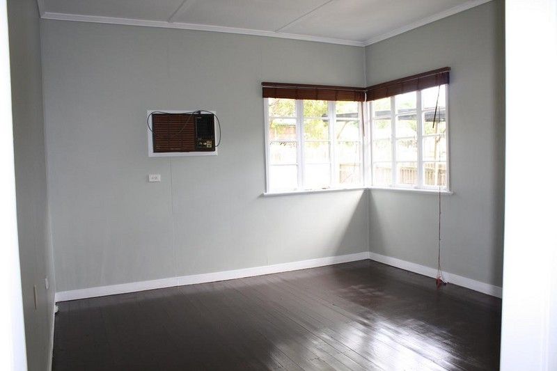 4 Mihi Street, Brassall, QLD 4305