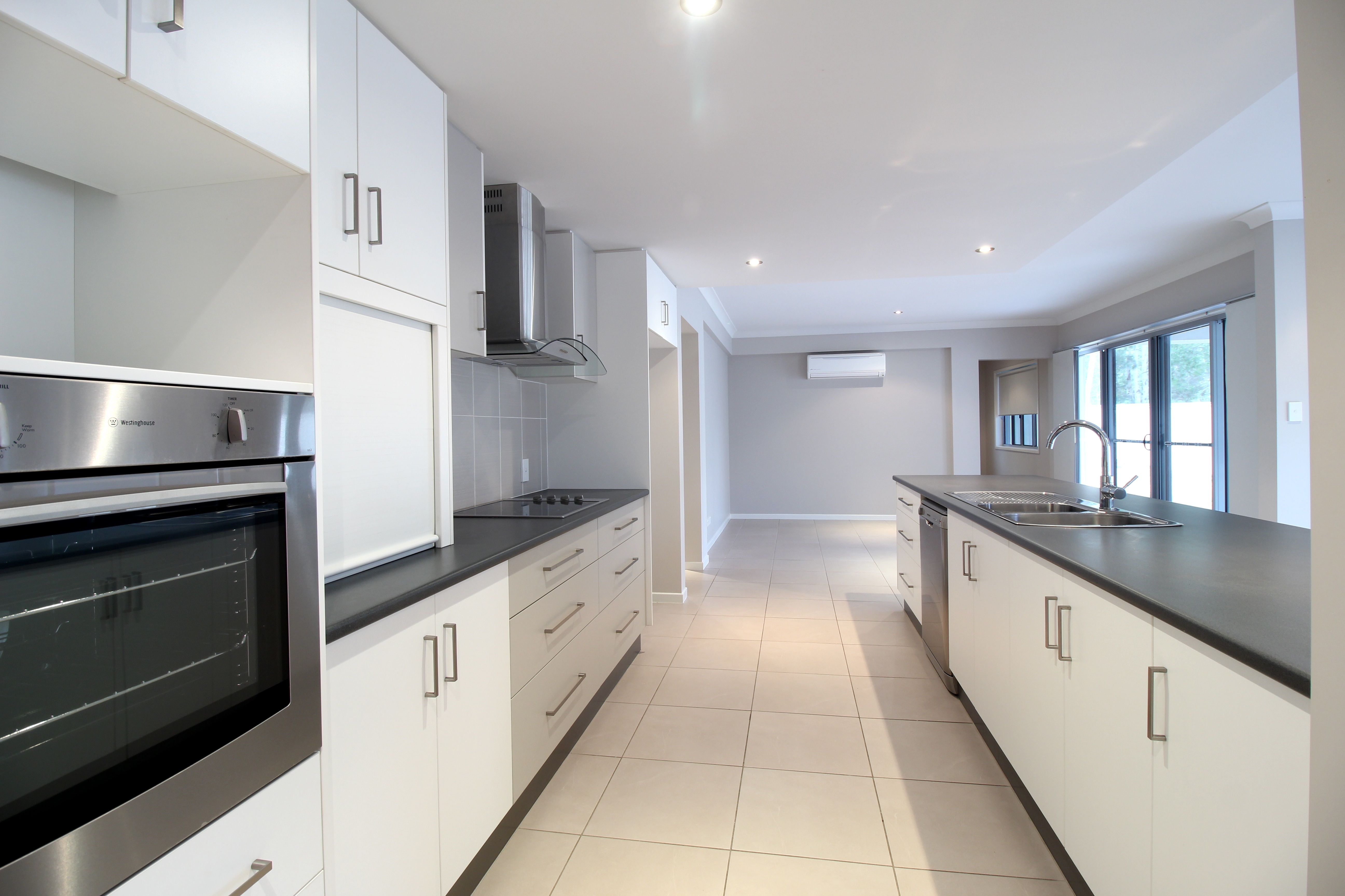 35 Newman Drive, Emerald, QLD 4720