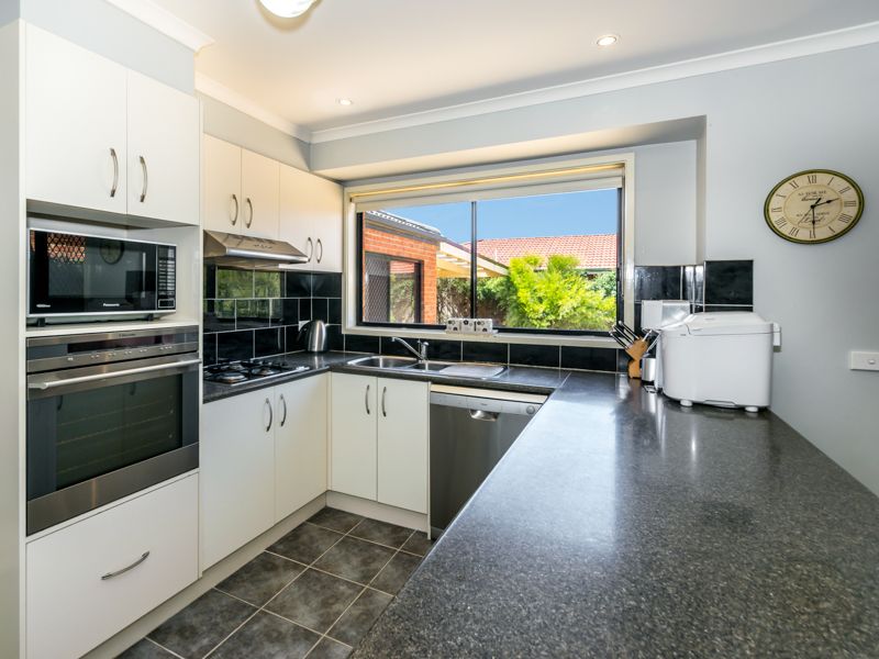21 Princeton Avenue, Melton West, VIC 3337