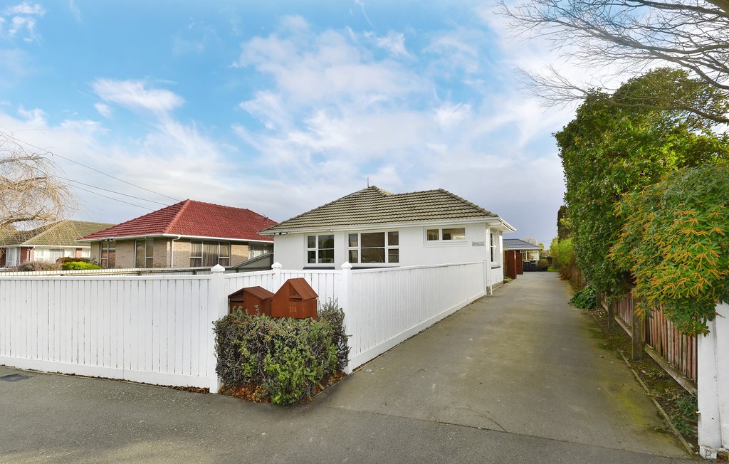 11 Oakdale Street, Avonhead, Christchurch City