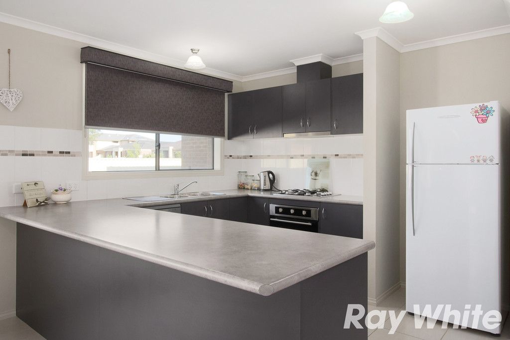 109 Blue Horizons Way, Pakenham, VIC 3810