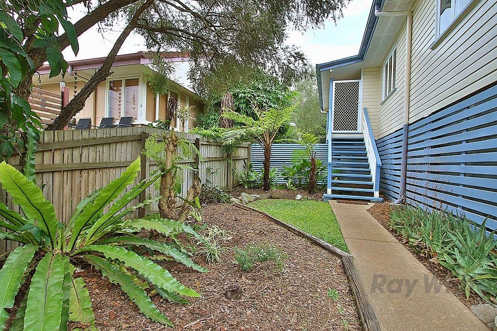 6 Odette Street, Leichhardt, QLD 4305