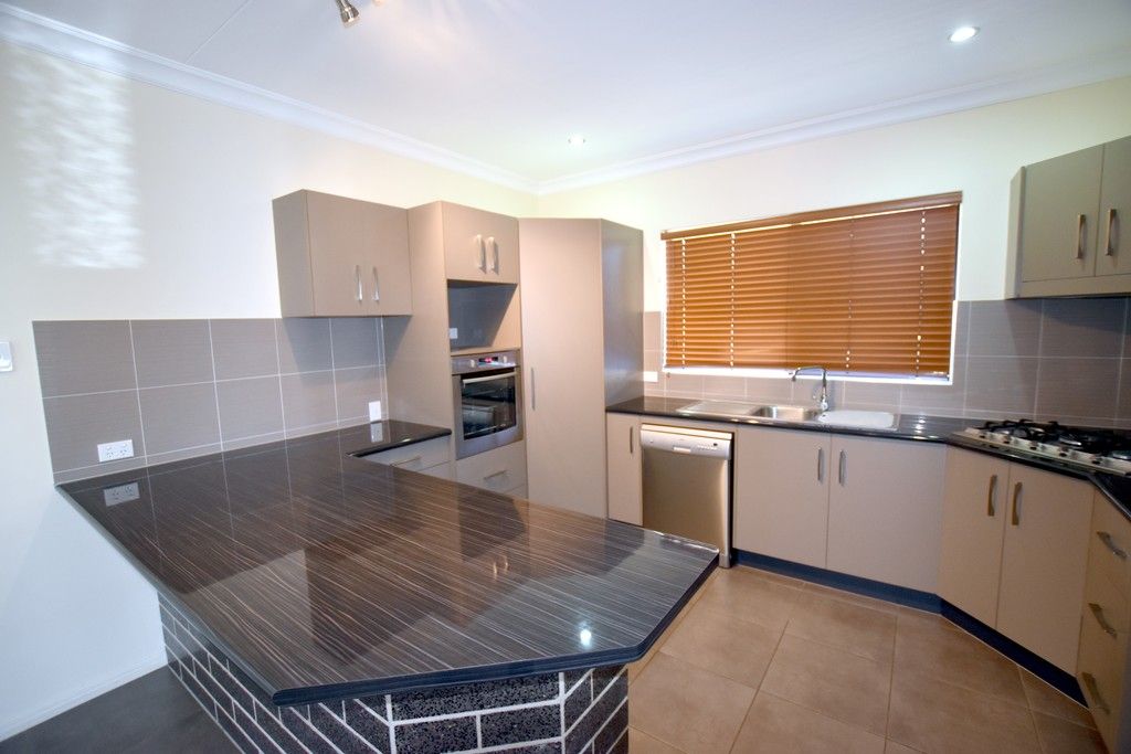 16 Callide Crescent, Barney Point, QLD 4680
