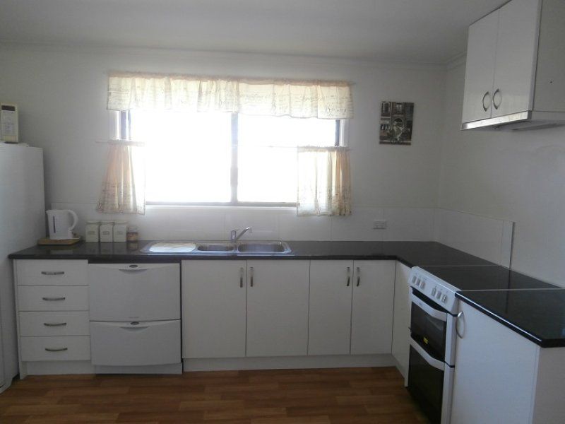 6 Weeroona Place, NOWRA, NSW 2541