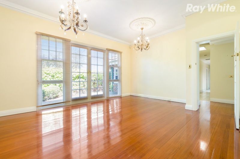 27 Forster Avenue, Malvern East, VIC 3145