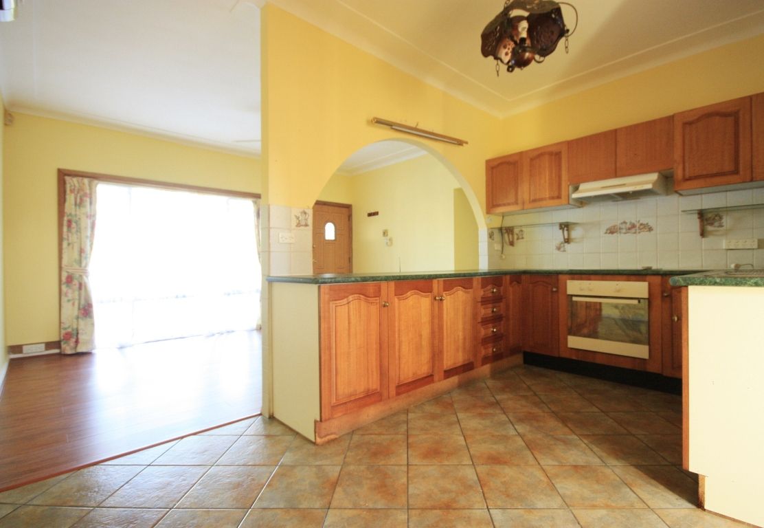 109 Waminda Avenue, Campbelltown, NSW 2560