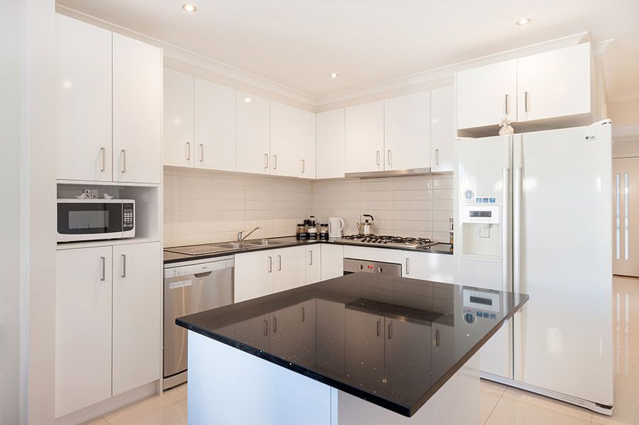 41 Axminster Drive, Craigieburn, VIC 3064