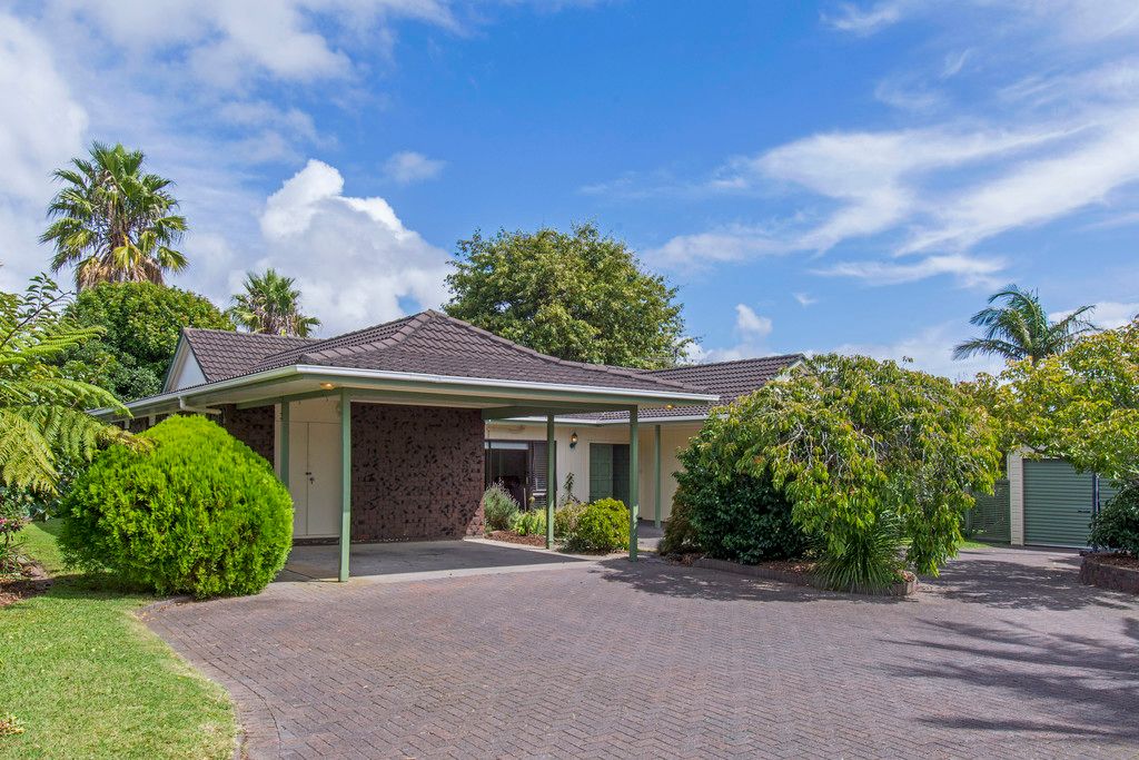 25 Raddock Place, Half Moon Bay, Manukau City