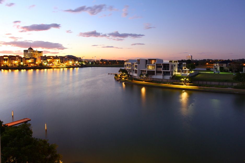 5019 Emerald Island Drive, Carrara QLD 4211