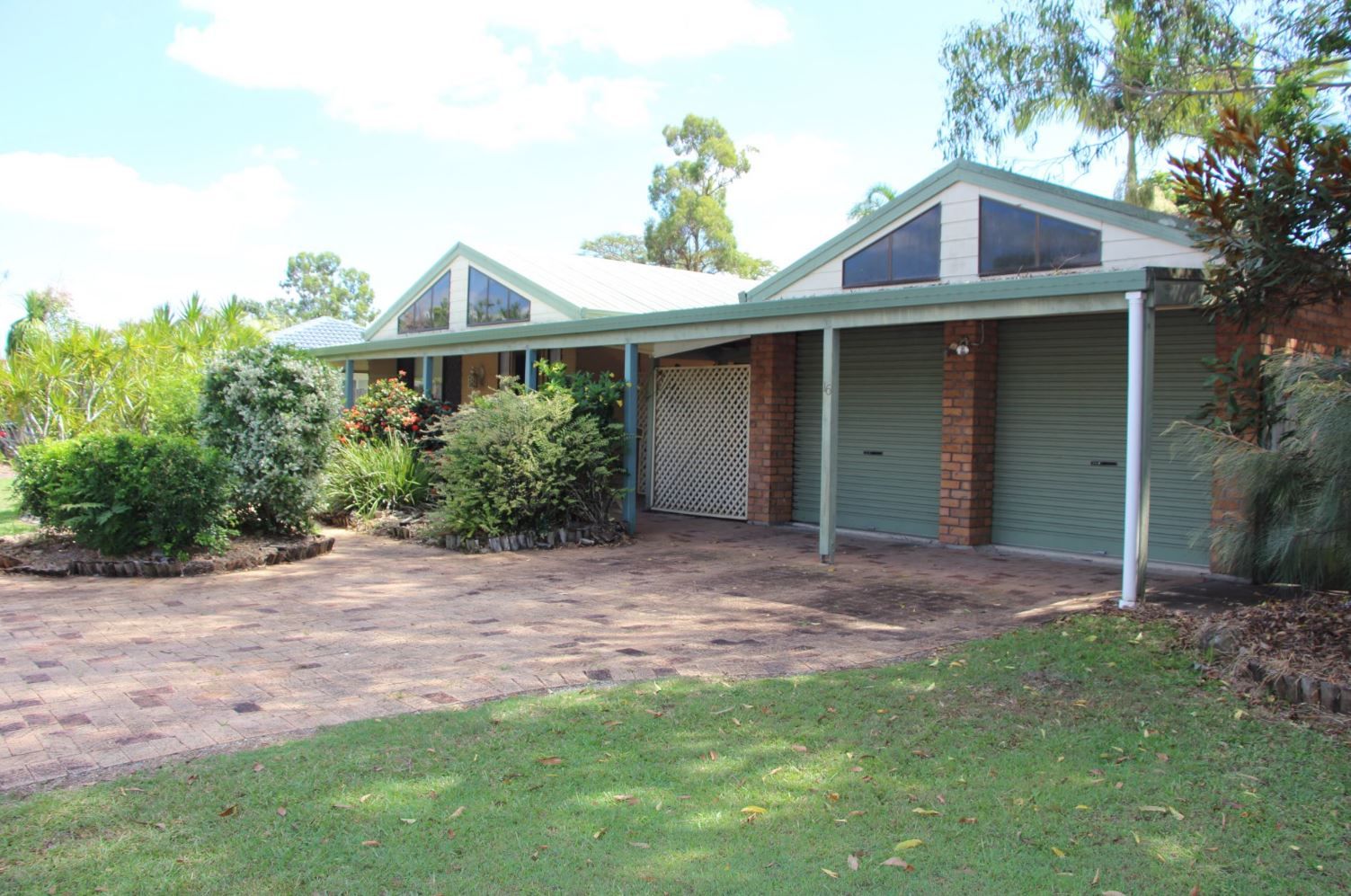 16 Edenlea Drive, Meadowbrook, QLD 4131