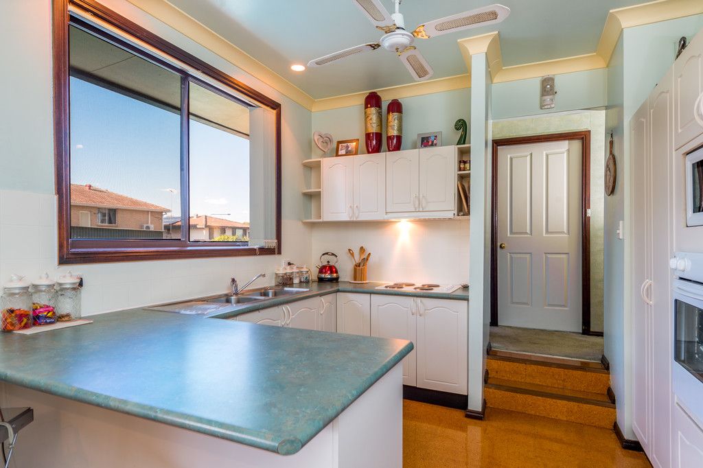 32 Owen Stanley Street, Glenfield, NSW 2167